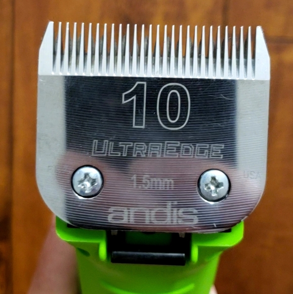 SOLD- Andis AGC Super 2 Speed Professional Grooming Clippers - Picture 9 of 9